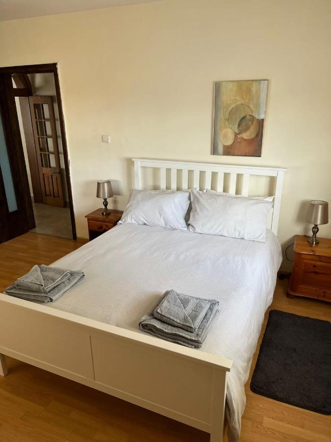 Groundfloor Apartment By The Sea, Fabulous Views St. Paul's Bay Exterior photo